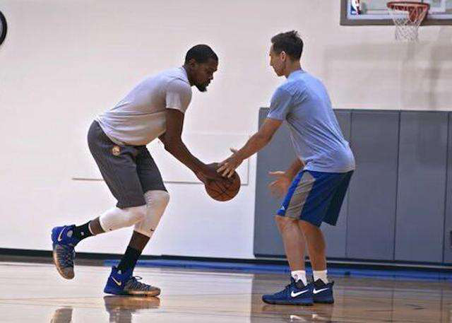 上证明己身 上证明己身