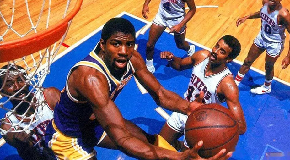 邱彪经过深 邱彪经过深