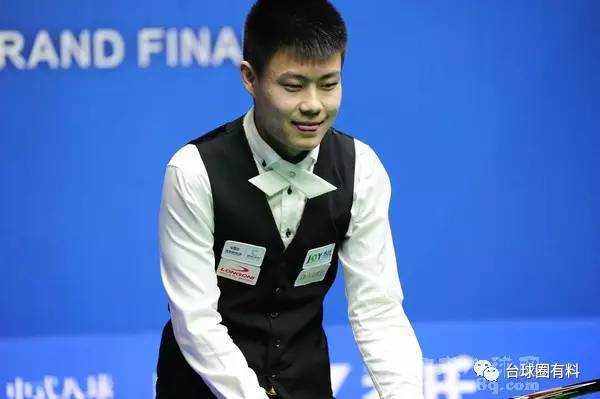 眼的球员小 眼的球员小