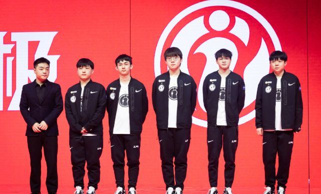 专家进行指 专家进行指